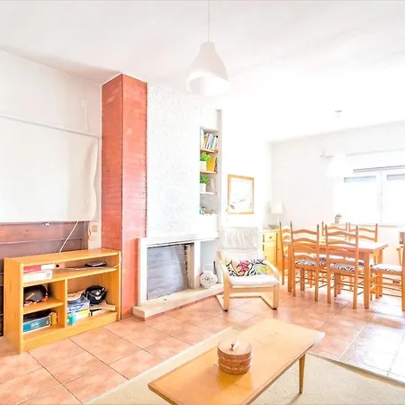 4 Bedrooms Appartement At Marinha Grande 350 M Away From The Beach With Sea View Terrace And Wifi *